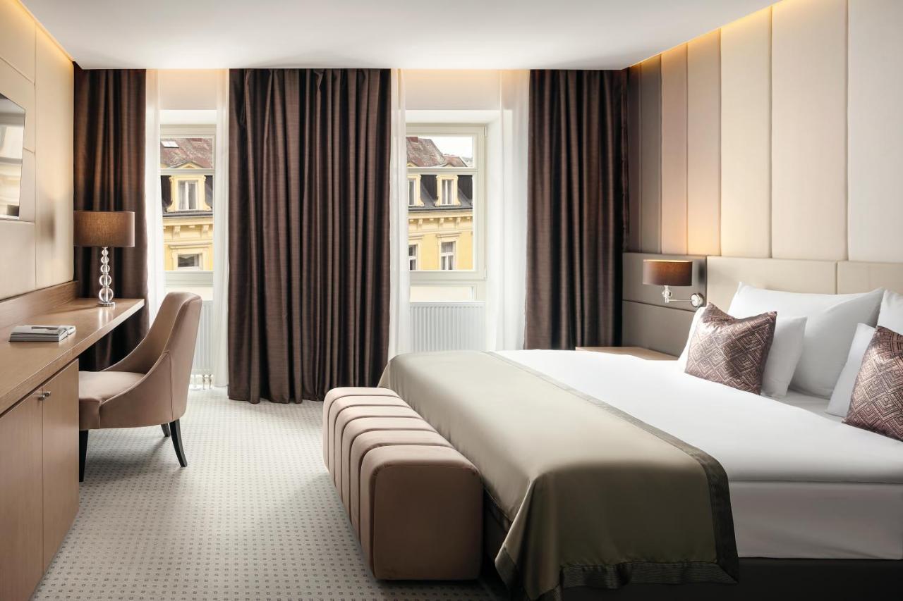 Boutique Hotel Saxonia Karlovy Vary Luaran gambar