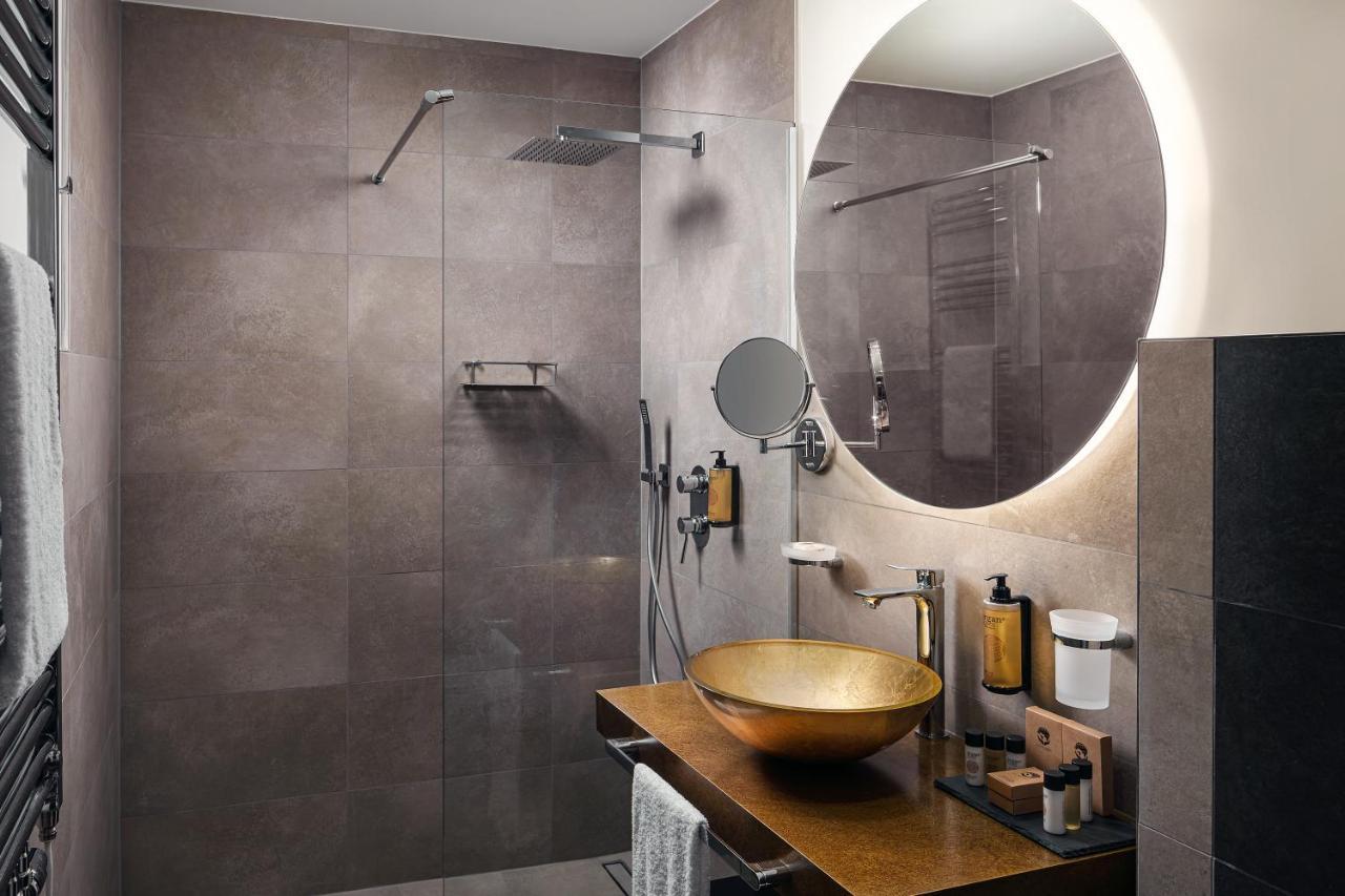 Boutique Hotel Saxonia Karlovy Vary Luaran gambar